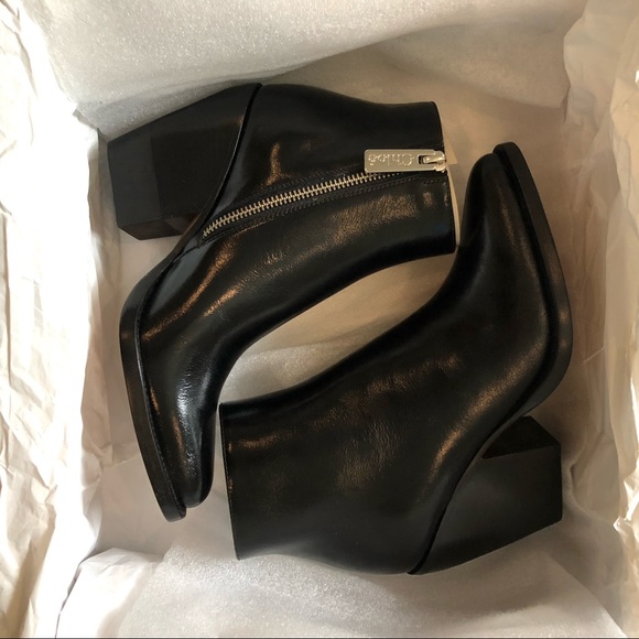 Chloe Rylee Leather Bootie - Picture 2 of 9